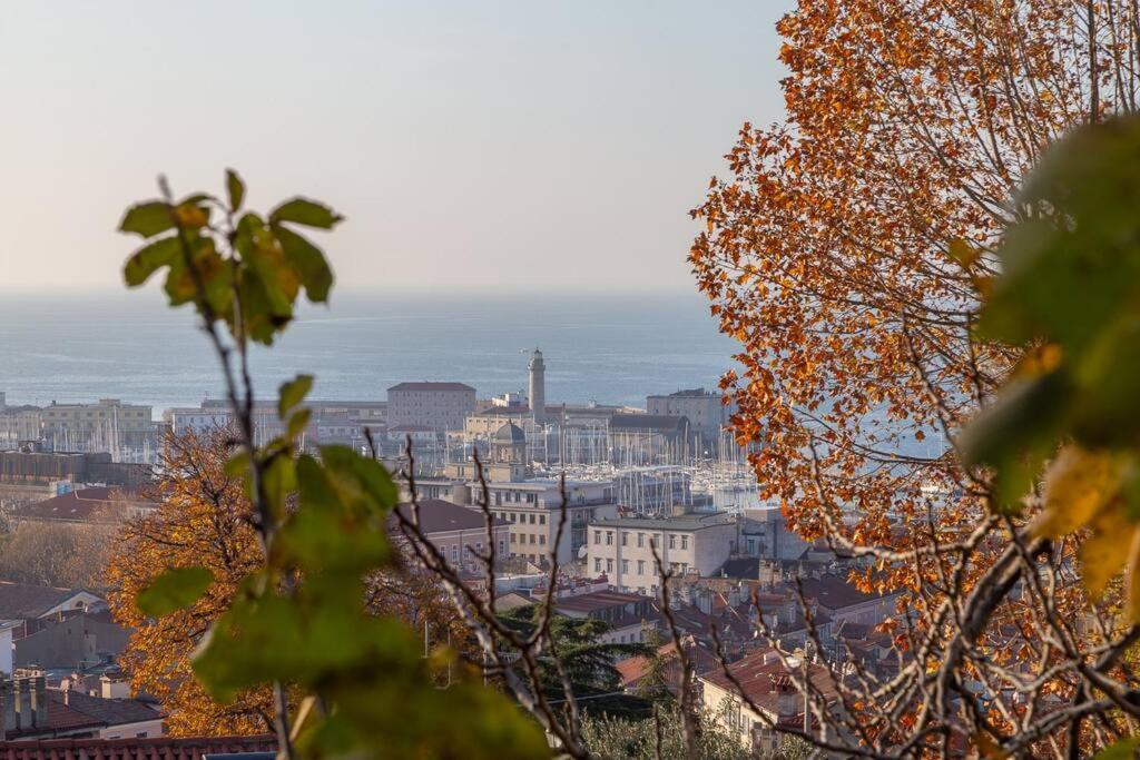 Nuovo Appartamento A San Giusto Trieste Exterior foto